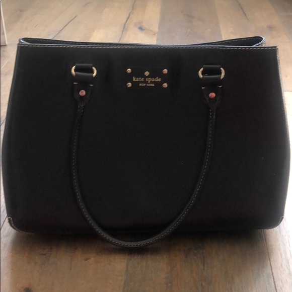 kate spade Handbags - Kate Spade Purse